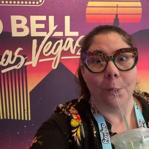 Meet your Posher, Tila